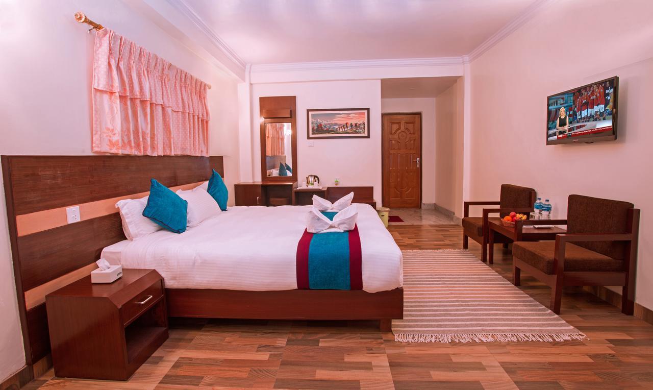 Hotel Spring Pokhara Zewnętrze zdjęcie