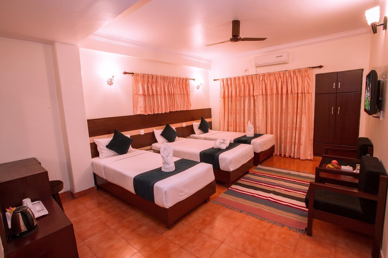 Hotel Spring Pokhara Zewnętrze zdjęcie