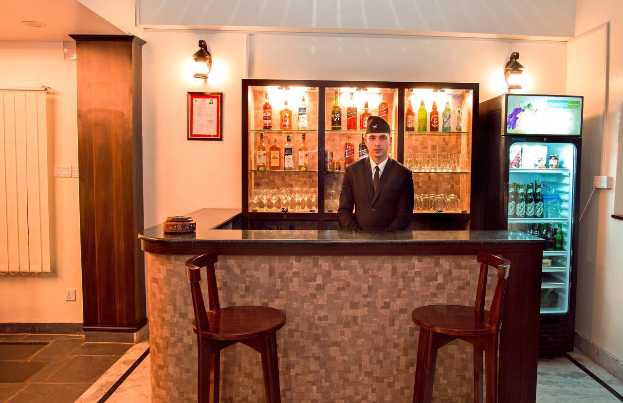 Hotel Spring Pokhara Zewnętrze zdjęcie